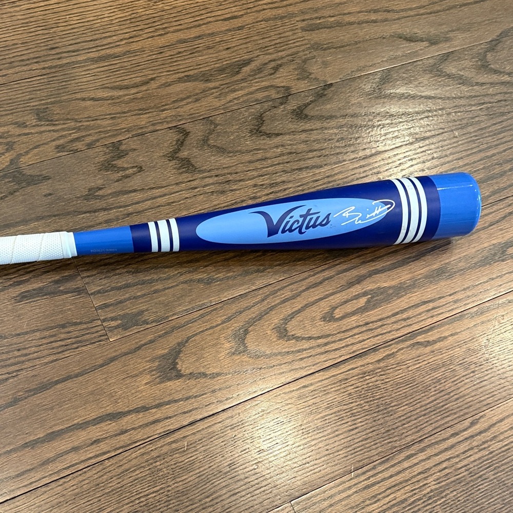 Victus crayon Bobby Witt blue USA tee ball bat 25 inch 14 ounce